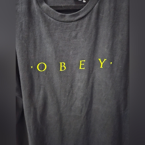 NWOT Obey men's sz. M black cotton t-shirt - Picture 6 of 6